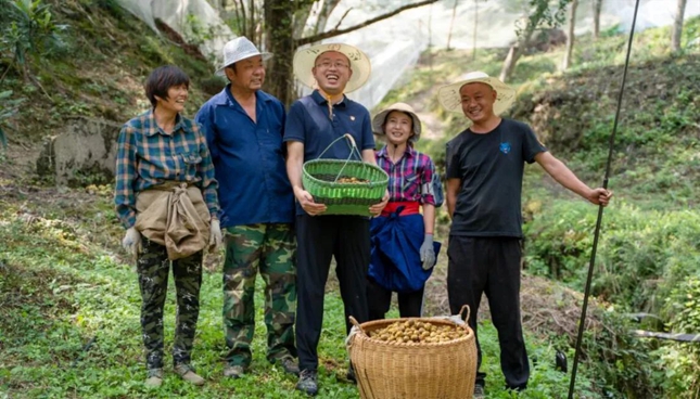 二十大代表风采 | 潘道伟：点燃民企发展的“红色引擎”